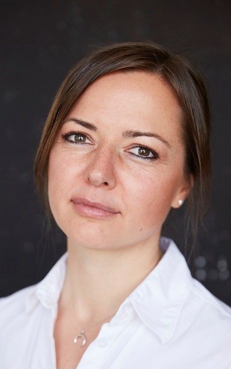 Dr. Caroline Böttiger