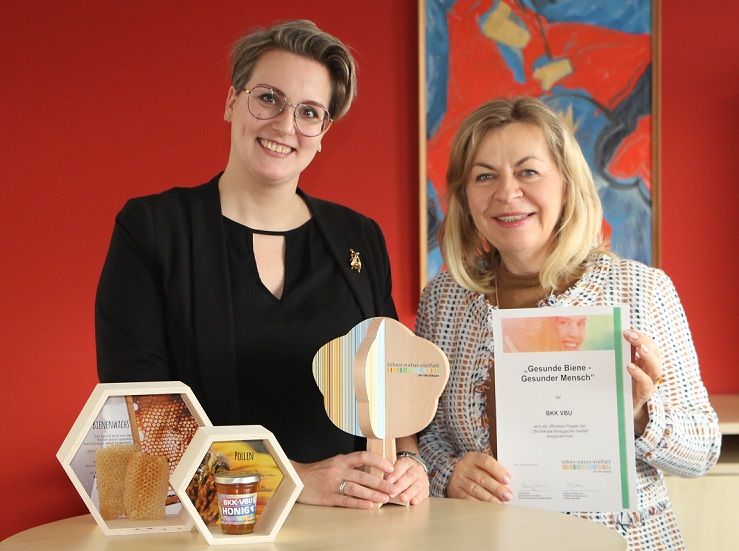 BKK VBU Auszeichnung UN Dekade für Bienenprojekt